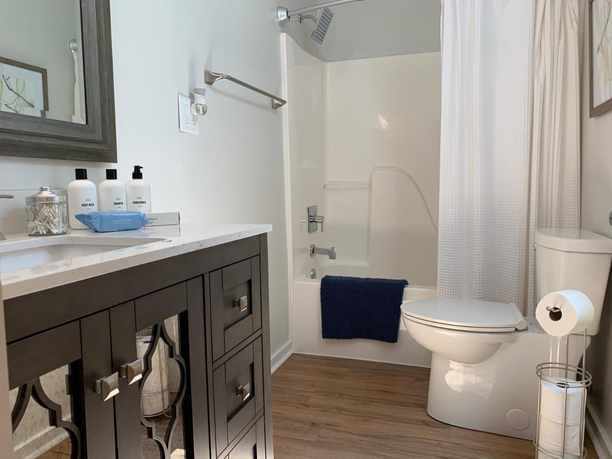 Normalbnb - 2 Blocks From Restaurants, Bars, Hospital Атенс Екстер'єр фото